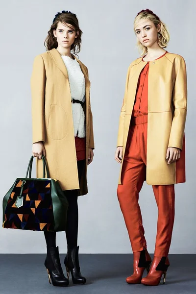 Look 16